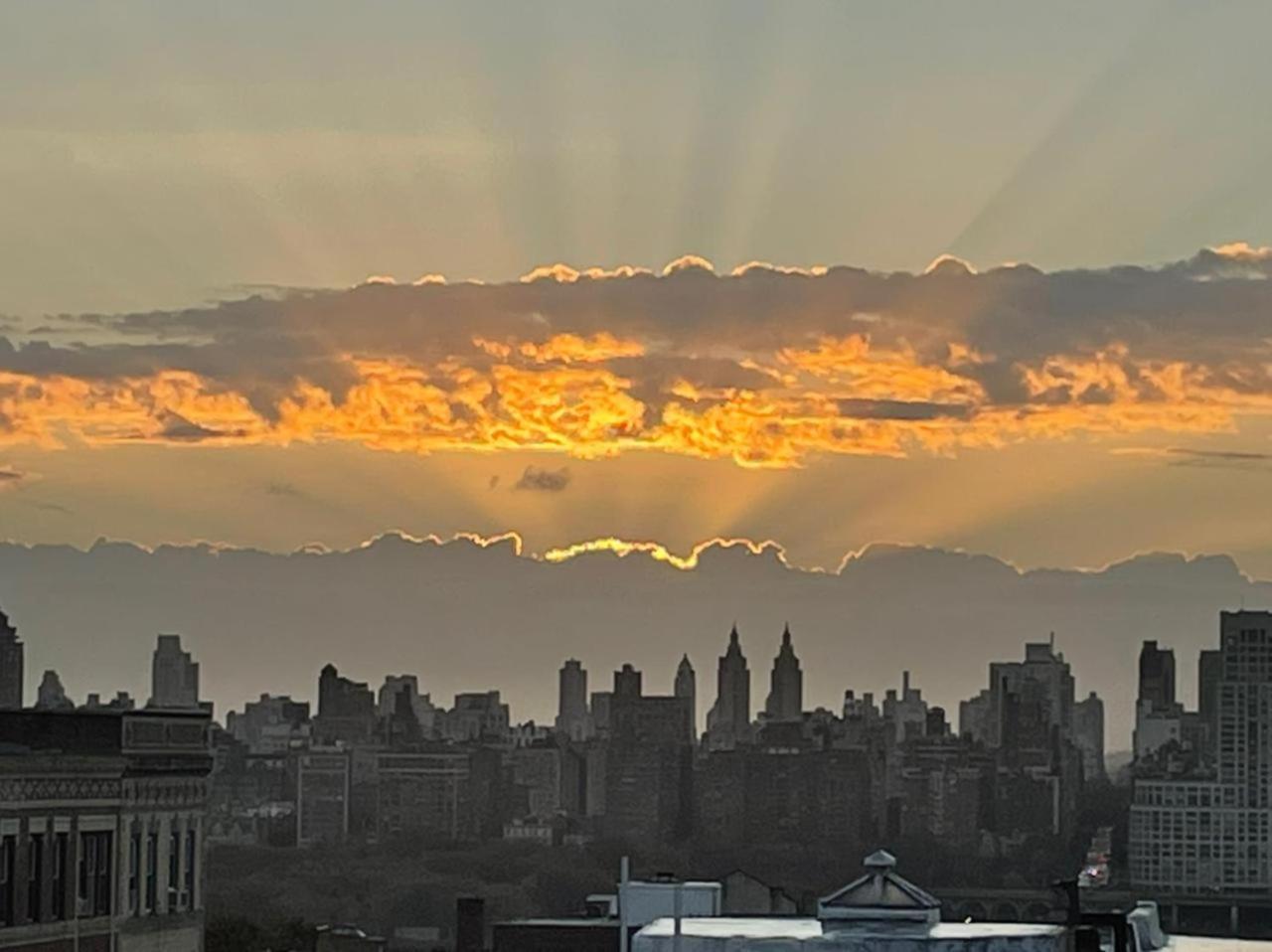 Ny Skyline One Of A Kind View Union City Exterior foto